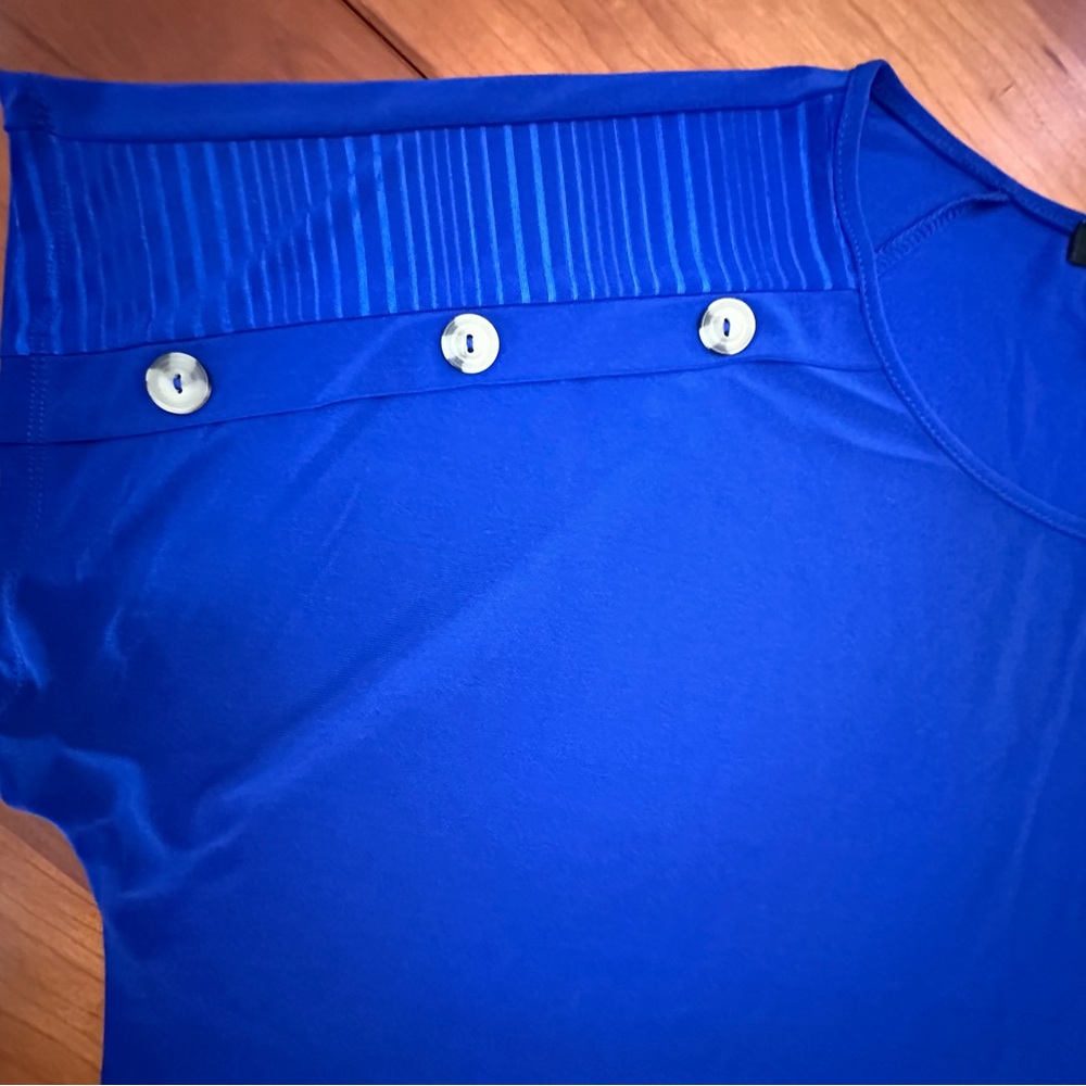 Size 3x blue knit top w/off shoulder , raglan inset. - Picture 2 of 8